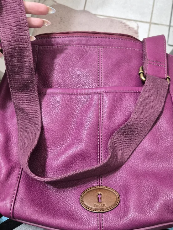 Fossil Fuchsia Leather Crossbody Bag - Picture 7 of 7